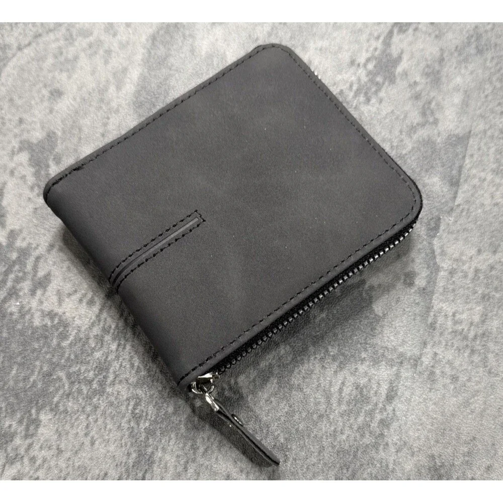 Men Short Horizontal Wallet – Leather Zipper, Retro Leisure Buckle Square Design